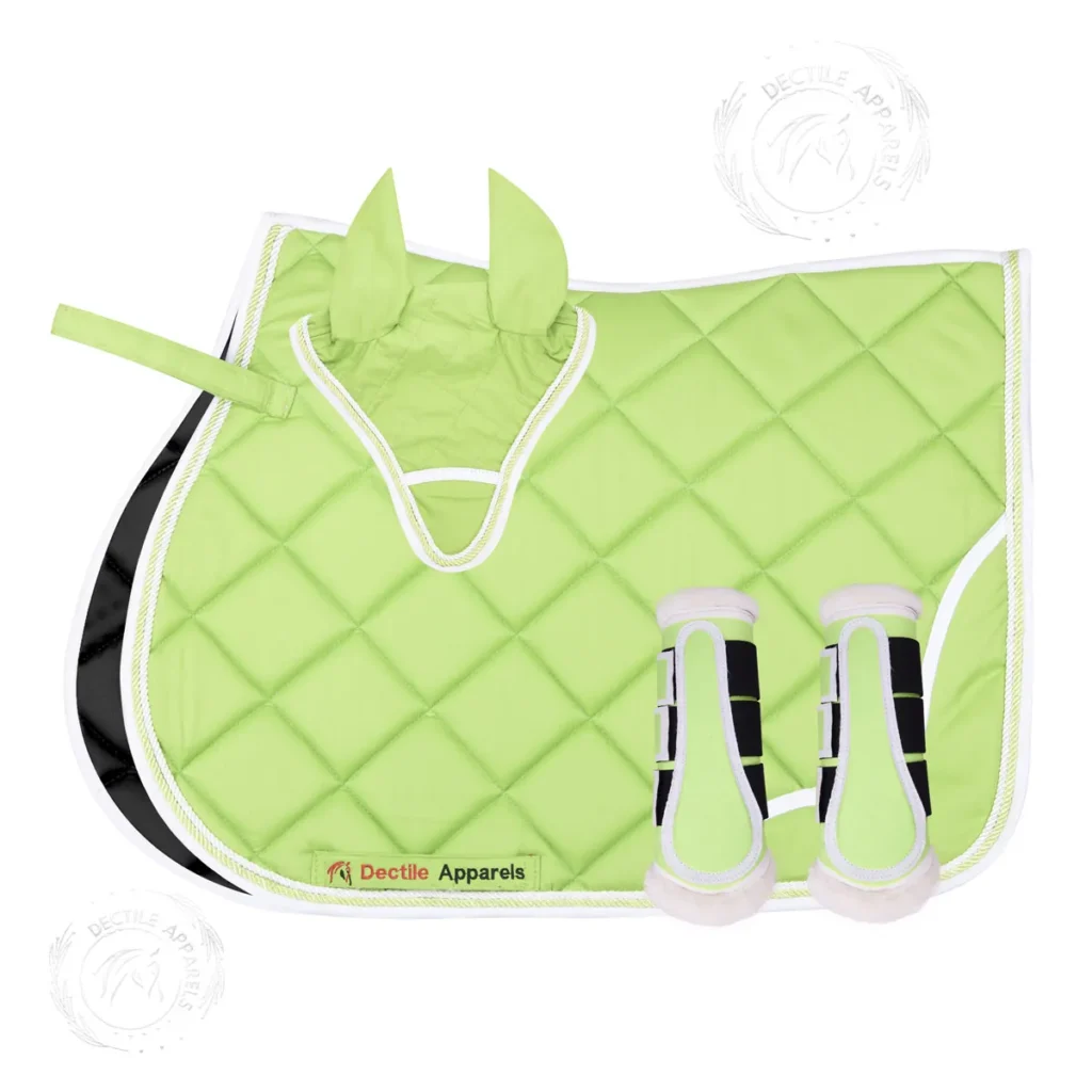 Green saddle pad