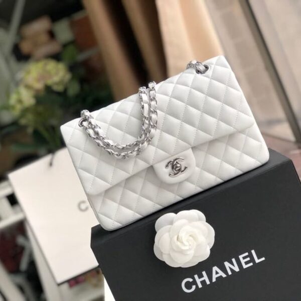 Chanel Classic Flap Bag 25cm Silver Hardware Lambskin Leather Spring/Summer Collection White