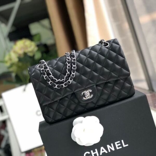 Chanel Classic Flap Bag 25cm Silver Hardware Lambskin Leather Spring/Summer Collection Black