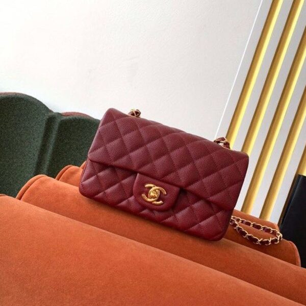 Chanel Classic Flap Bag 20cm Gold Hardware Caviar Leather Spring/Summer Collection Burgundy