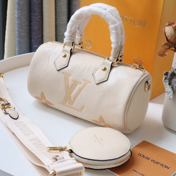 Louis Vuitton Monogram 20cm White Cream