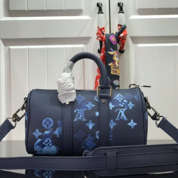Louis Vuitton Monogram 20cm Black