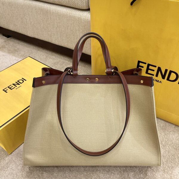 Fendi Peekaboo X-tote Bag 41cm Cream