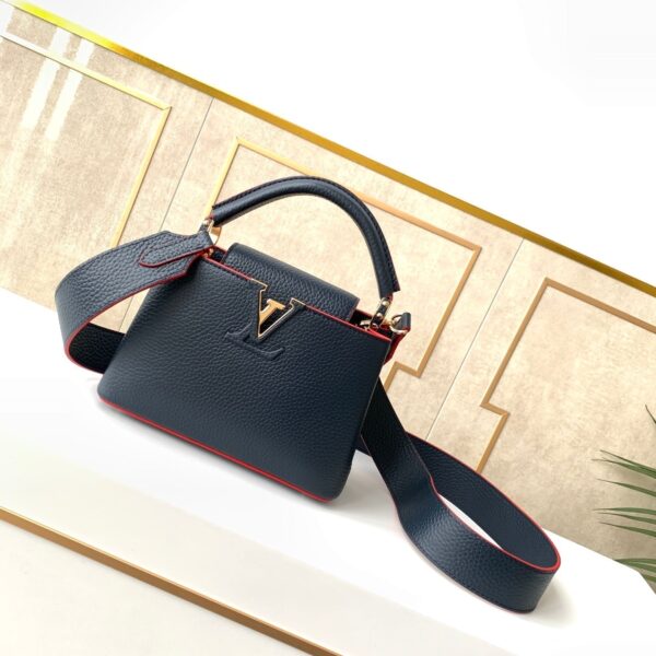 Louis Vuitton Crossbody Bag 21cm Black