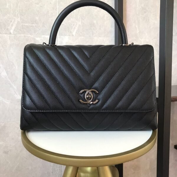 Chanel Maxi Flap Bag 29 cm Black