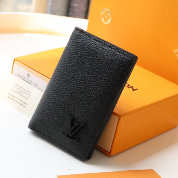 Louis Vuitton Wallet 8cm Black