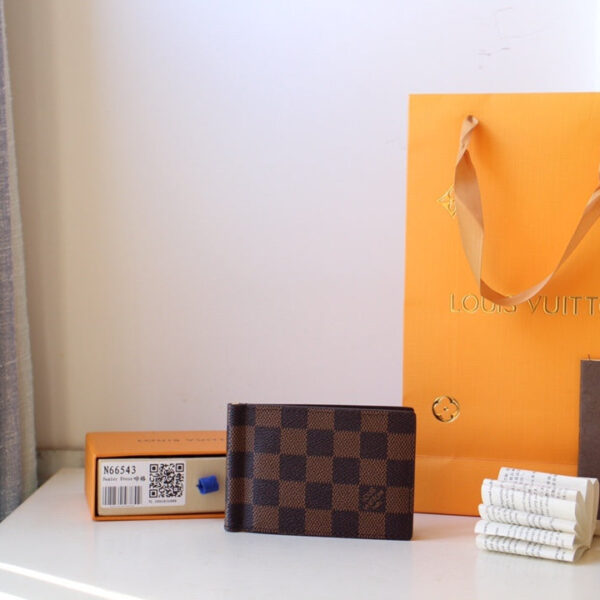 Louis Vuitton Clutch 12cm Brown