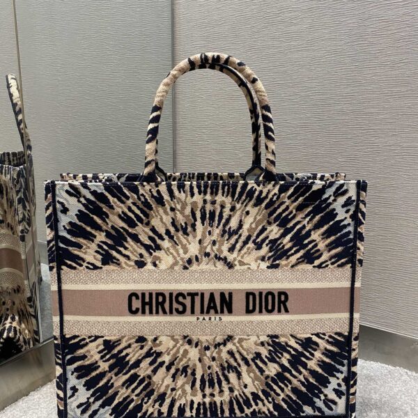 Christian Dior Beige Handle Bag 42cm